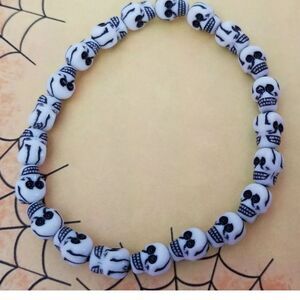 Halloween WHITE SKULL BRACELET Stretch Wristband Unisex One Size happy boho